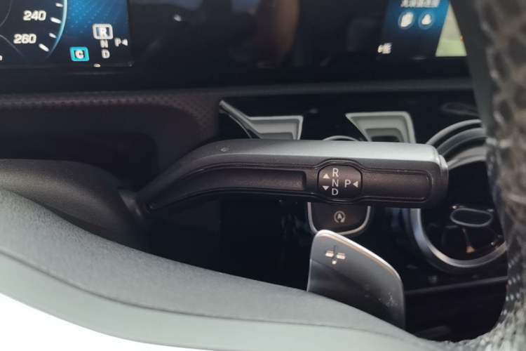 Used Mercedes-Benz A-Class 2019 A 180 L Sport Sedan Gear Lever