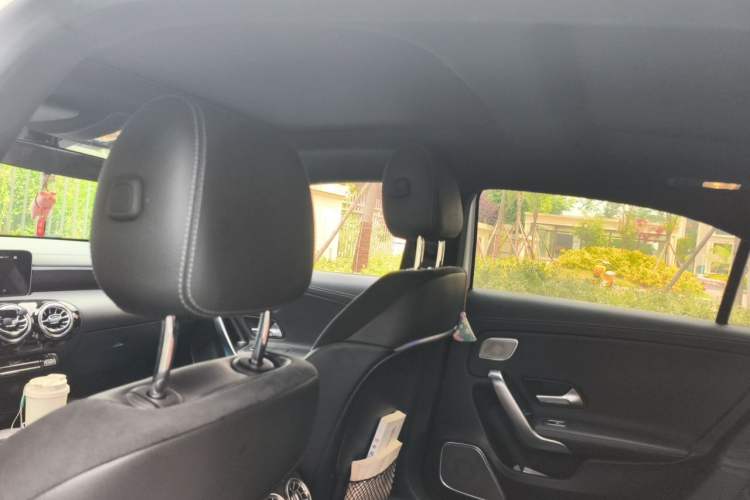 Used Mercedes-Benz A-Class 2019 A 200 L Sport Sedan Headliner