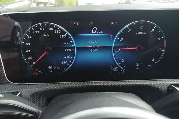 Used Mercedes-Benz A-Class 2019 A 200 L Instrument Cluster