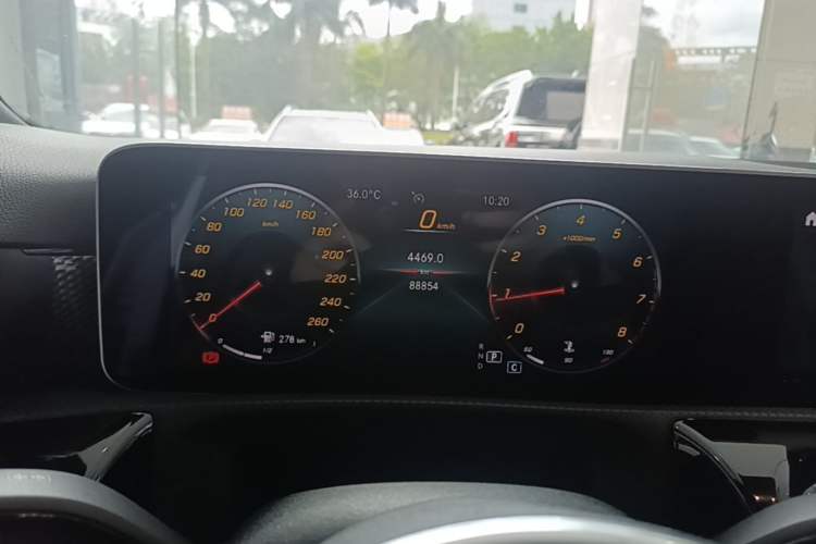 Used Mercedes-Benz A-Class 2019 A 200 Dynamic Edition Instrument Cluster