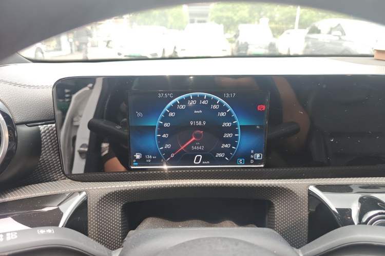 Used Mercedes-Benz A-Class 2019 Restyled A 180 L Sport Sedan Instrument Cluster
