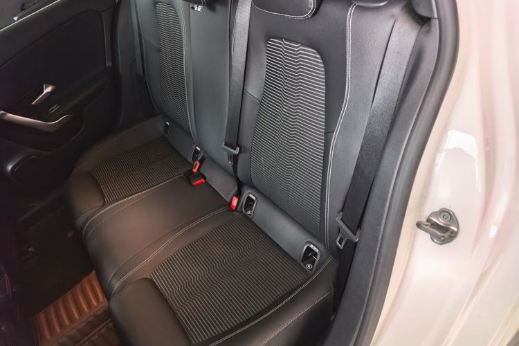 Used Mercedes-Benz A-Class 2019 A 200 Dynamic Edition Interior 1