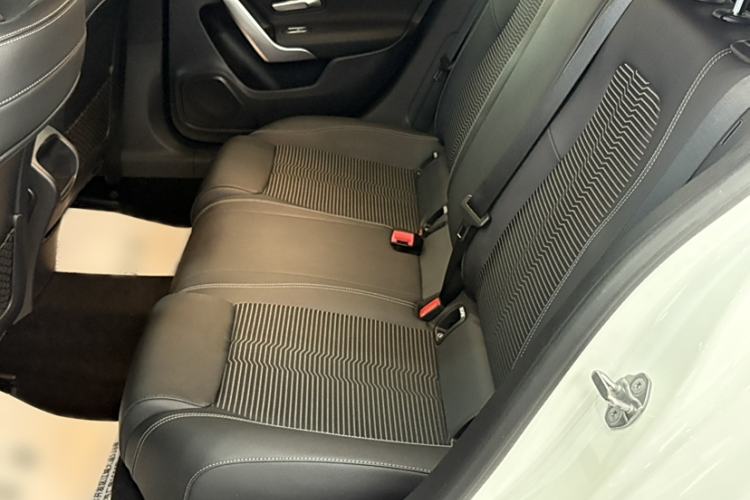 Used Mercedes-Benz A-Class 2019 A 200 Dynamic Edition Interior 10