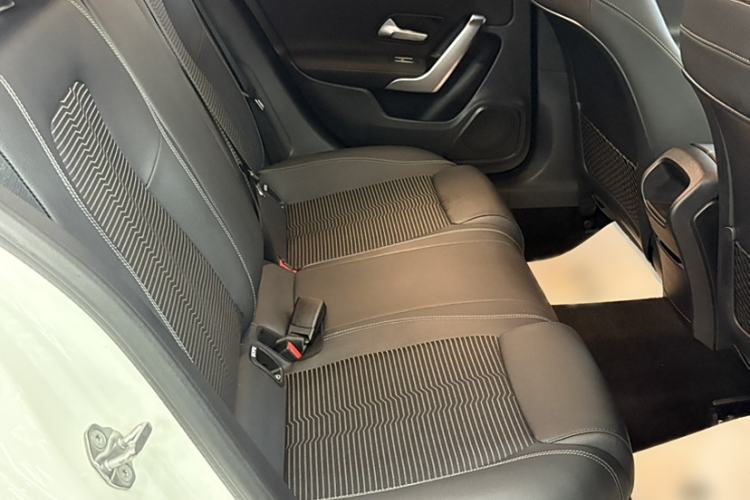 Used Mercedes-Benz A-Class 2019 A 200 Dynamic Edition Interior 14