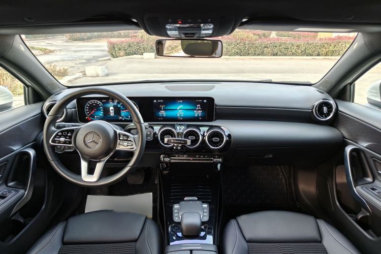 Used Mercedes-Benz A-Class 2019 A 200 Dynamic Edition Interior 2