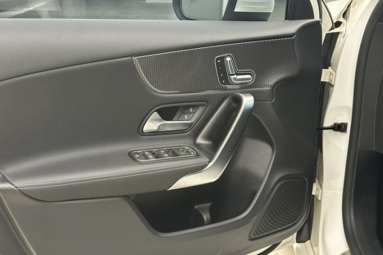 Used Mercedes-Benz A-Class 2019 A 200 Fashion Model Interior 2