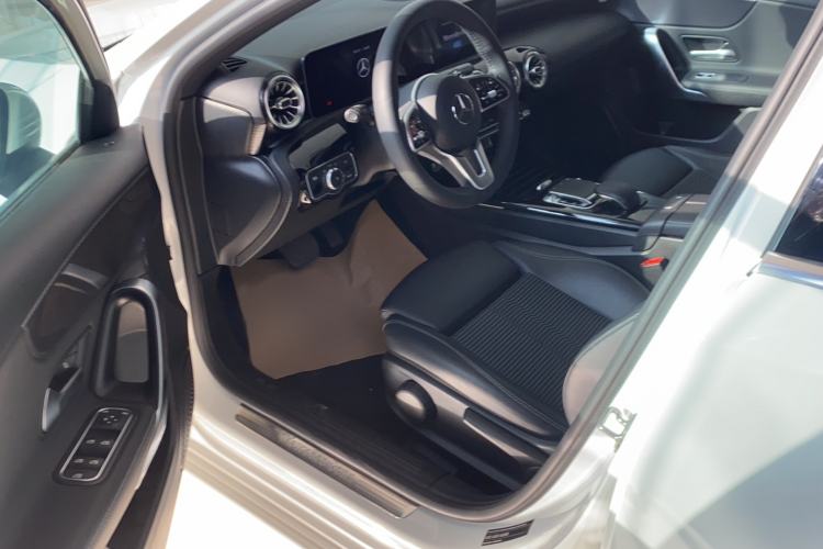 Used Mercedes-Benz A-Class 2019 A 200 Dynamic Edition Interior 2