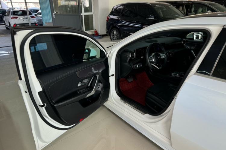 Used Mercedes-Benz A-Class 2019 A 200 L Sport Sedan Interior 3