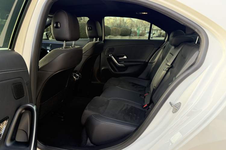 Used Mercedes-Benz A-Class 2019 A 200 L Sport Sedan Interior 3