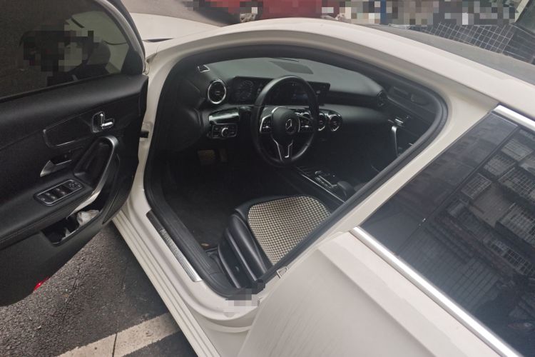 Used Mercedes-Benz A-Class 2019 A 200 Fashion Model Interior 3
