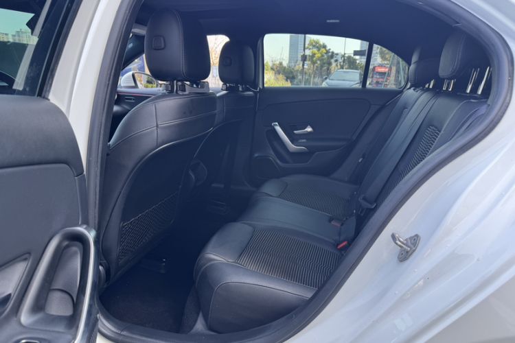 Used Mercedes-Benz A-Class 2019 A 200 Dynamic Edition Interior 3