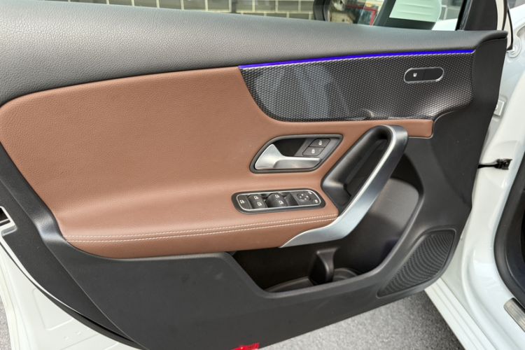 Used Mercedes-Benz A-Class 2019 A 200 Dynamic Edition Interior 5