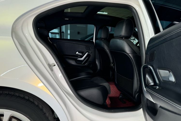 Used Mercedes-Benz A-Class 2019 A 200 L Sport Sedan Interior 5