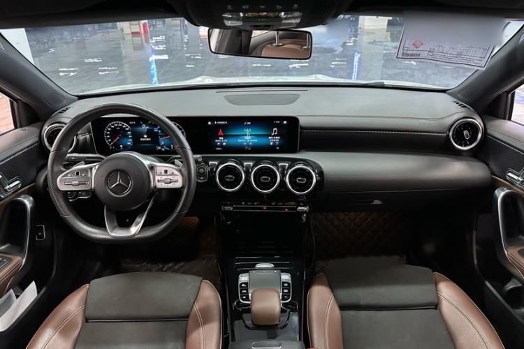 Used Mercedes-Benz A-Class 2019 Restyled A 200 L Sport Sedan Interior 6