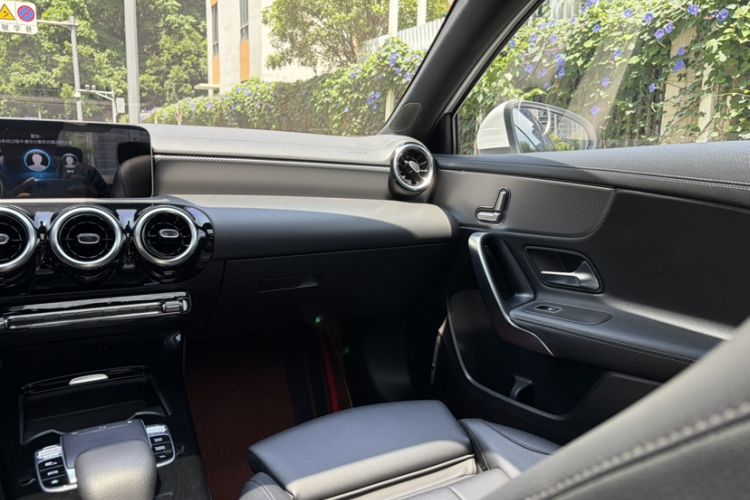 Used Mercedes-Benz A-Class 2019 A 200 L Interior 6