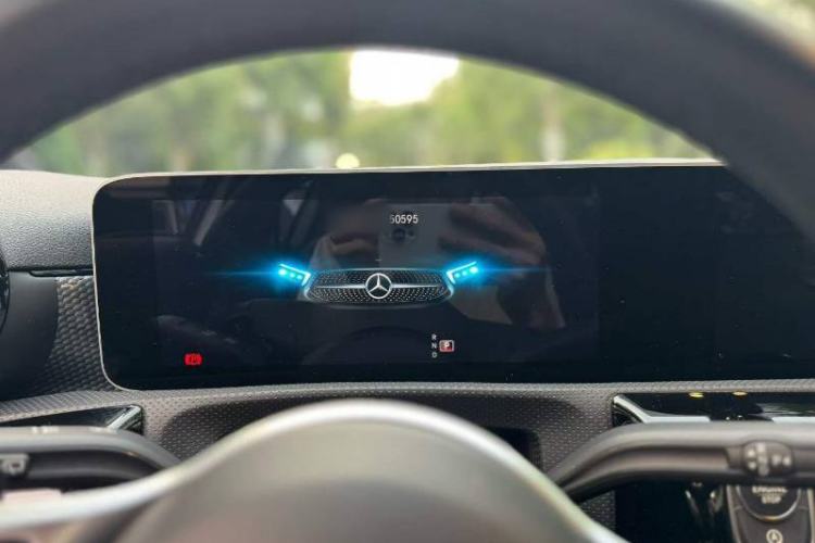 Used Mercedes-Benz A-Class 2019 A 200 Dynamic Edition Interior 7