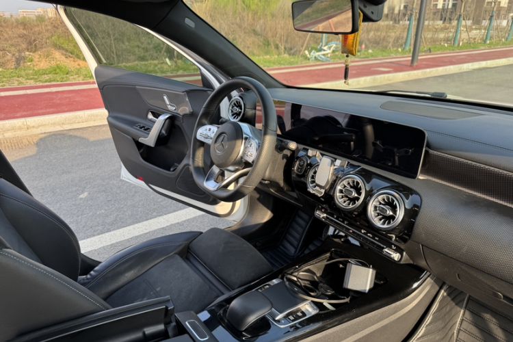 Used Mercedes-Benz A-Class 2019 A 200 L Sport Sedan Interior 7