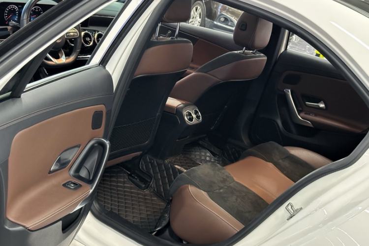 Used Mercedes-Benz A-Class 2019 Restyled A 200 L Sport Sedan Interior 8