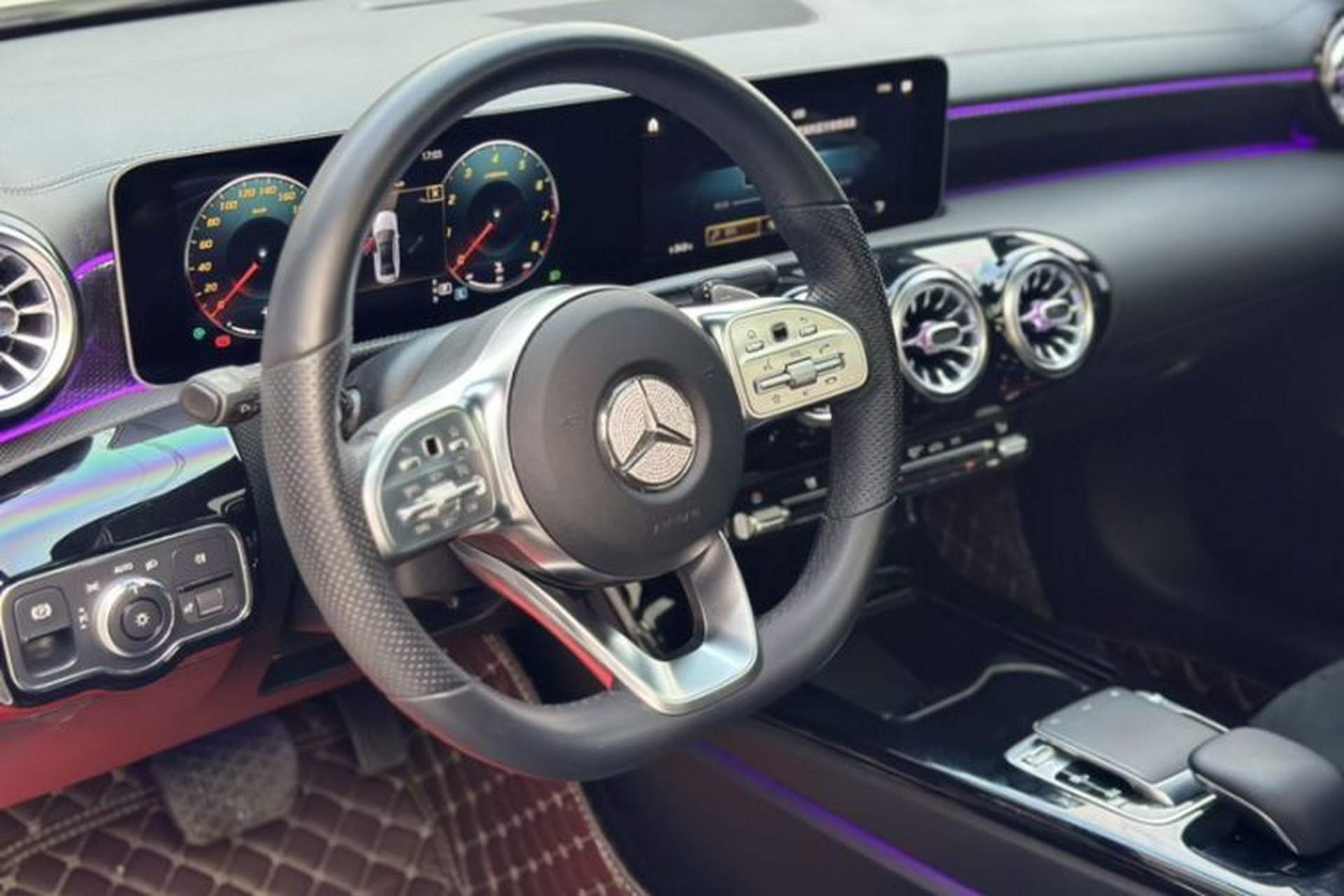 Used Mercedes-Benz A-Class 2019 A 200 L Sport Sedan Interior 8
