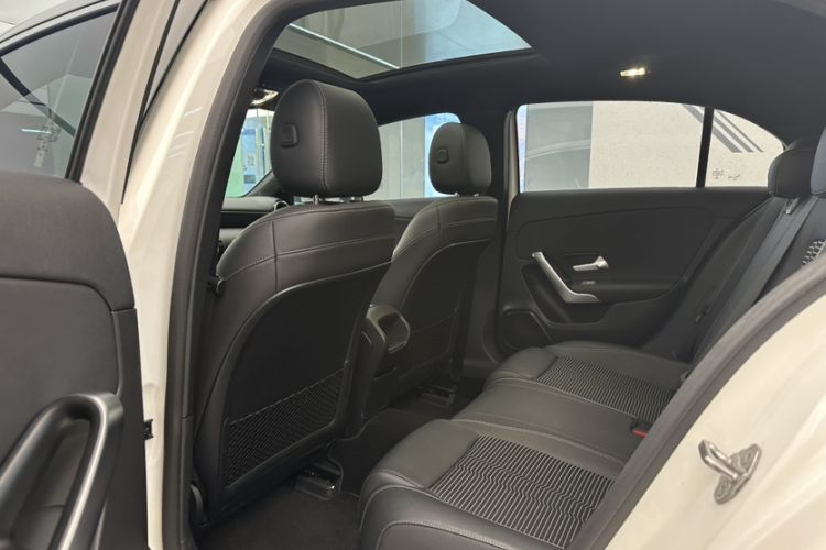 Used Mercedes-Benz A-Class 2019 A 200 Fashion Model Interior 8