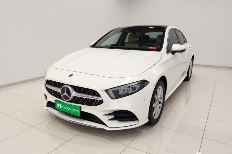 Ojetý Mercedes-Benz A-Class 2019 Restyled A 200 L Sport Sedan Guazi used car, China used car export, Used car for sale, Used  cars, Cheapest cars for sale