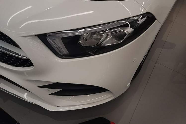 Used Mercedes-Benz A-Class 2019 A 200 L Sport Sedan Left Front Headlight
