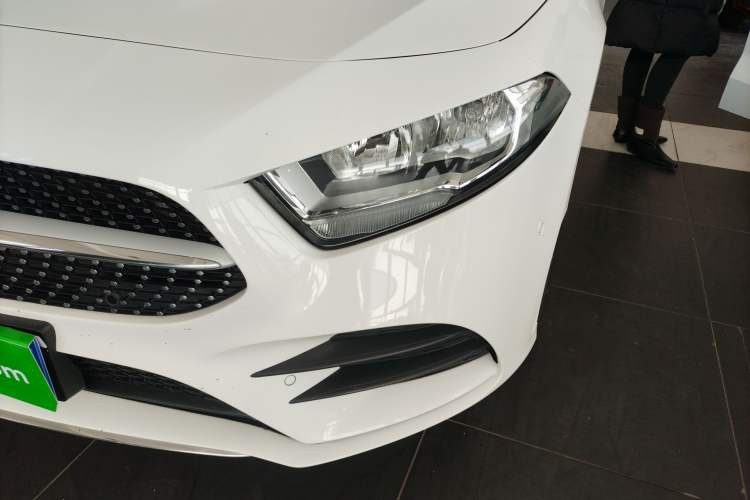 Used Mercedes-Benz A-Class 2019 A 180 L Sport Sedan Left Front Headlight