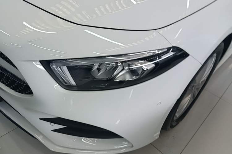 Used Mercedes-Benz A-Class 2019 A 200 L Sport Sedan Left Front Headlight