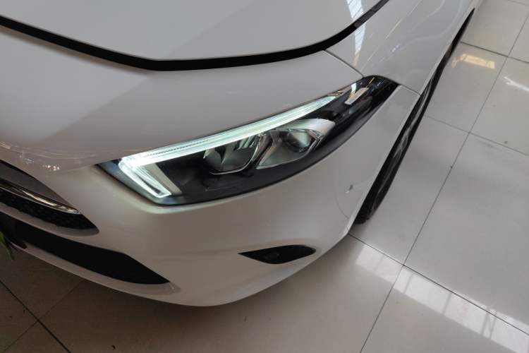Used Mercedes-Benz A-Class 2019 A 200 Dynamic Edition Left Front Headlight