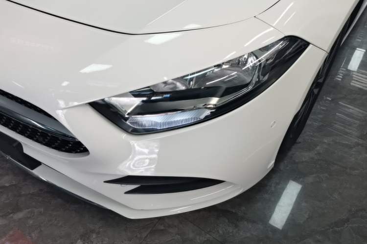 Used Mercedes-Benz A-Class 2019 A 180 L Sport Sedan Left Front Headlight