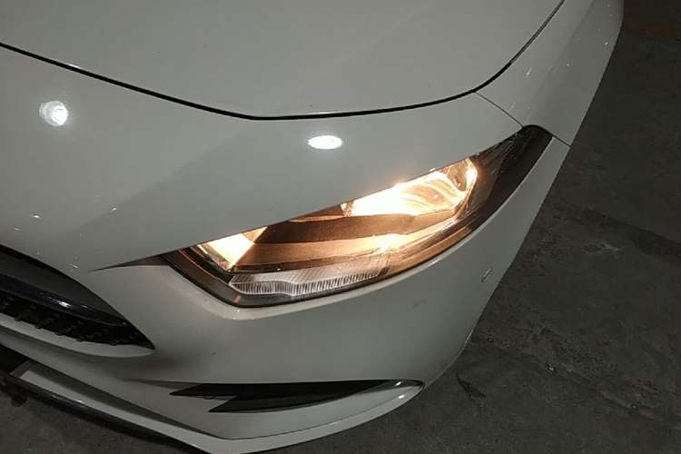 Used Mercedes-Benz A-Class 2019 A 180 L Sport Sedan Left Front Headlight