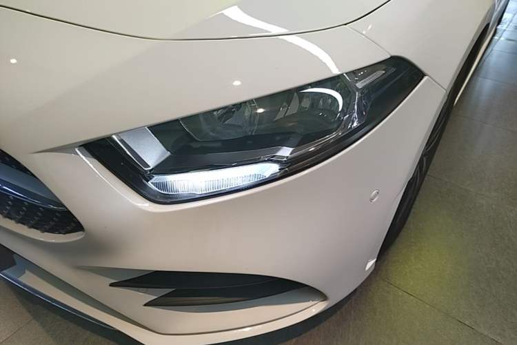 Used Mercedes-Benz A-Class 2019 A 180 L Sport Sedan Left Front Headlight