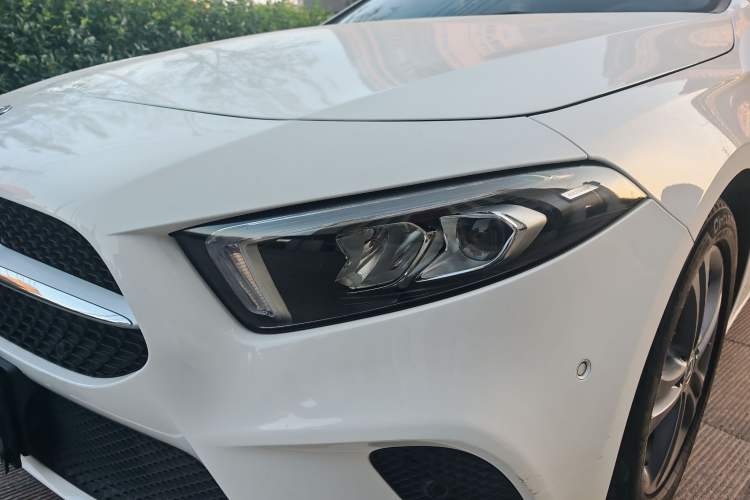 Used Mercedes-Benz A-Class 2019 A 200 Dynamic Edition Left Front Headlight