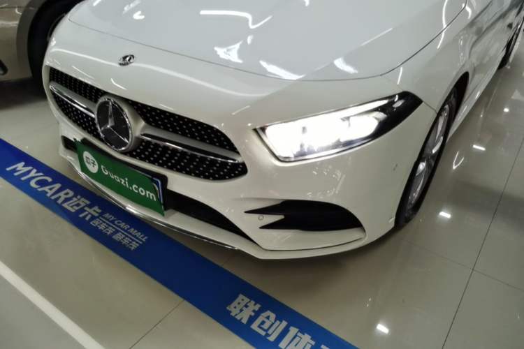 Used Mercedes-Benz A-Class 2019 A 200 L Sport Sedan Left Front Headlight