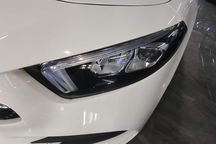 Used Mercedes-Benz A-Class 2019 Restyled A 200 L Sport Sedan Left Front Headlight
