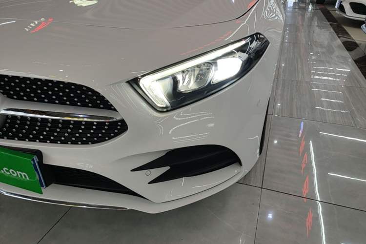 Used Mercedes-Benz A-Class 2019 A 200 L Sport Sedan Left Front Headlight