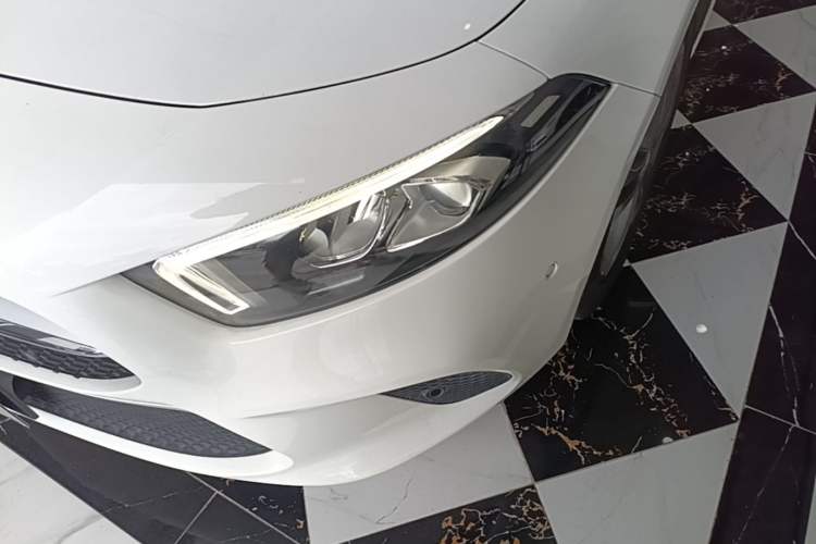 Used Mercedes-Benz A-Class 2019 A 200 Dynamic Edition Left Front Headlight