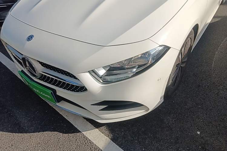 Used Mercedes-Benz A-Class 2019 A 180 L Sport Sedan Left Front Headlight