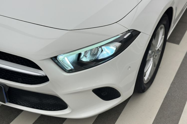 Used Mercedes-Benz A-Class 2019 A 200 Fashion Model Left Front Headlight