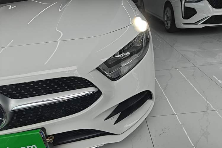 Used Mercedes-Benz A-Class 2019 A 180 L Sport Sedan Left Front Headlight