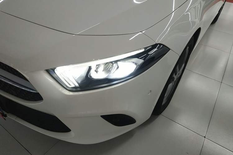 Used Mercedes-Benz A-Class 2019 A 200 Dynamic Edition Left Front Headlight