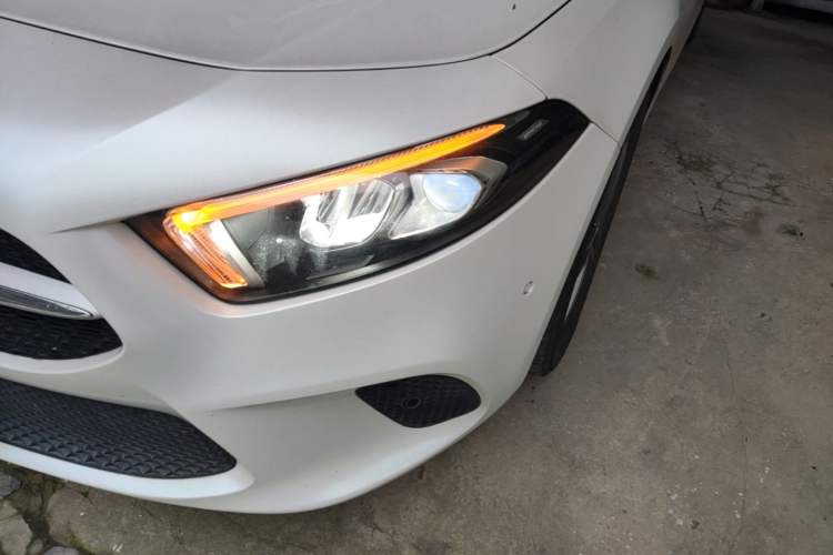 Used Mercedes-Benz A-Class 2019 A 200 Dynamic Edition Left Front Headlight