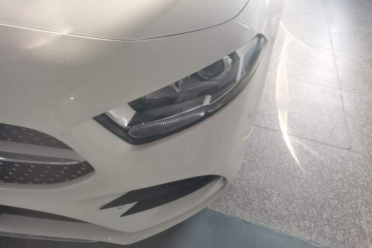 Used Mercedes-Benz A-Class 2019 A 180 L Sport Sedan Left Front Headlight