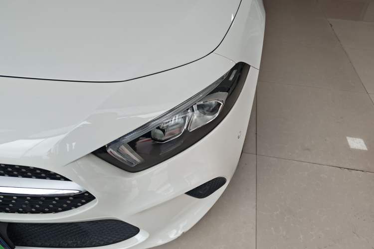 Used Mercedes-Benz A-Class 2019 A 200 Dynamic Edition Left Front Headlight