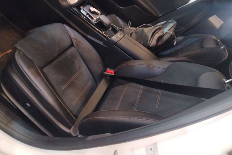 Used Mercedes-Benz A-Class 2019 A 200 L Sport Sedan First Edition Special Edition Left Front Seat
