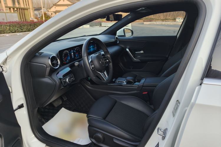 Used Mercedes-Benz A-Class 2019 A 200 Dynamic Edition Left Front Seat