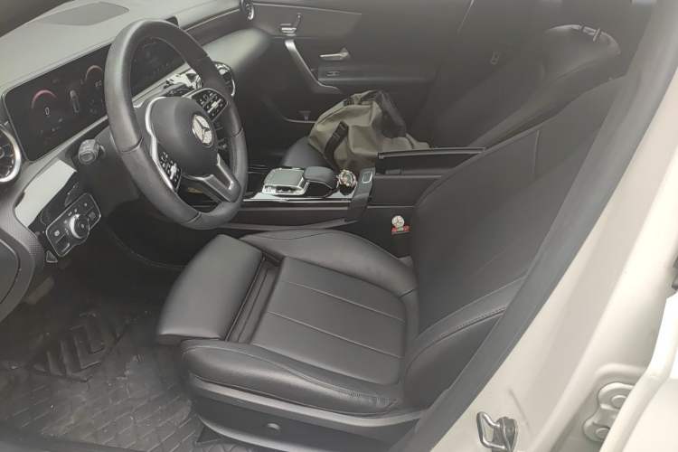 Used Mercedes-Benz A-Class 2019 Revised A 200 L Left Front Seat