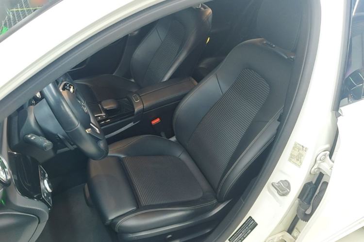 Used Mercedes-Benz A-Class 2019 A 200 Fashion Model Left Front Seat