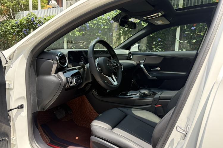 Used Mercedes-Benz A-Class 2019 A 200 L Left Front Seat