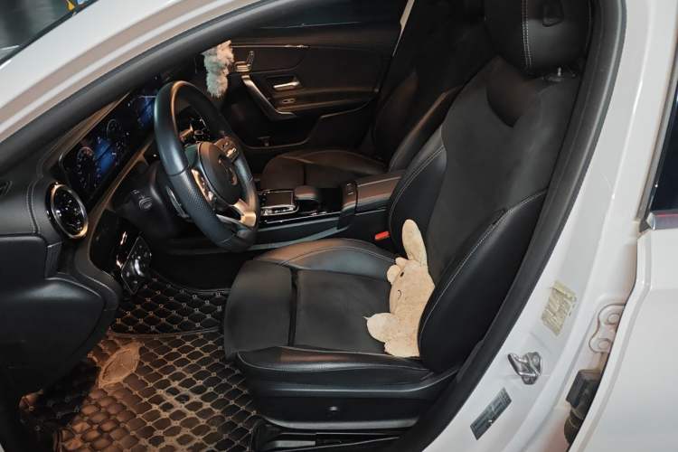 Used Mercedes-Benz A-Class 2019 Restyled A 200 L Sport Sedan Left Front Seat